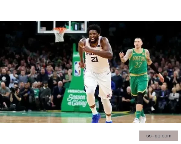 万德松在摩纳哥右路表现惊艳成为焦点助力球队攻防两端稳定发挥 万德松在摩纳哥右路表现惊艳成为焦点助力球队攻防两端稳定发挥