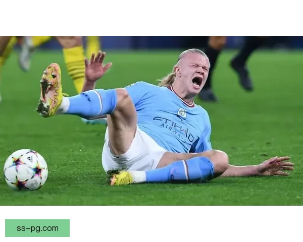 哈兰德在对阵曼城亚冠比赛中的表现与稳定性变化分析