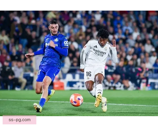 西甲赫塔菲官宣引进日本年轻边锋开启新赛季征程